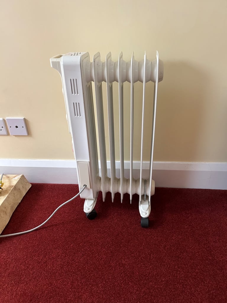 image for 1500W Electric portable oil filled radiator 