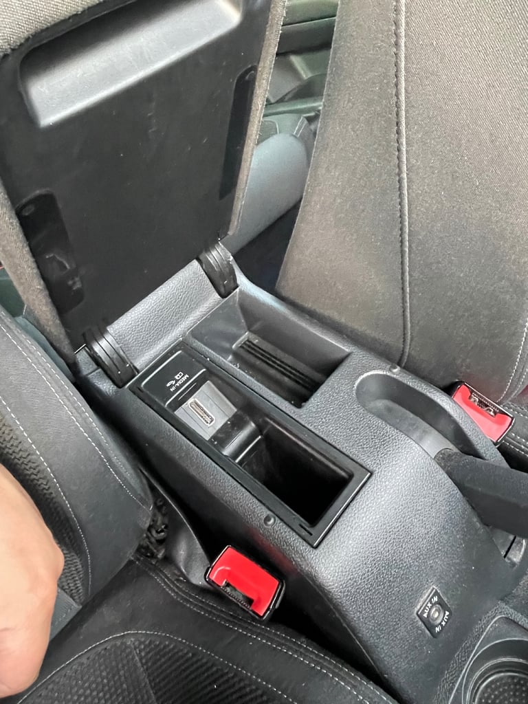 Volkswagon Scirocco 2.0TDI GT, 2010, Ladyowner