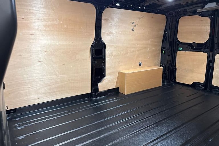 2025 Ford Transit Custom 280 Limited L2 LWB FWD 2.0 EcoBlue 136ps Low Roof, CRUISE CONTROL, AIR C...