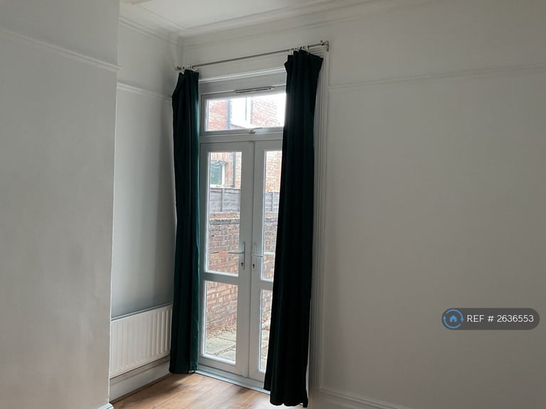 4 bedroom house in Beulah Hill, London, SE19 (4 bed) (#2636553)