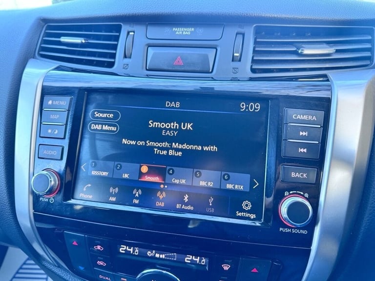 2020 Nissan Navara 2.3 dCi N-CONNECTA AUTOMATIC 4X4 FACELIFT PICKUP Diesel Automatic