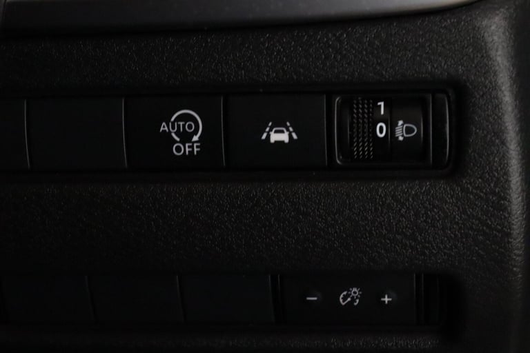 2022 Nissan Qashqai 1.3 DIG-T MHEV N-Connecta Euro 6 (s/s) 5dr HATCHBACK Petrol/Electric Hybrid M...