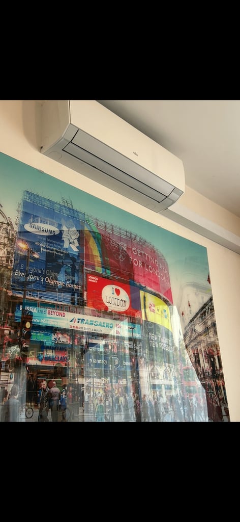 image for Do you require some holiday work ? Contact me 