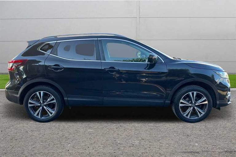 2018 Nissan Qashqai 1.2 DIG-T N-CONNECTA 5DR Hatchback Petrol Manual