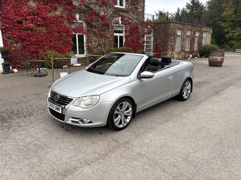 image for 2009 Volkswagen Eos 2.0 TDI CR Sport Cabriolet 2dr Diesel DSG Euro 5 (140 ps)