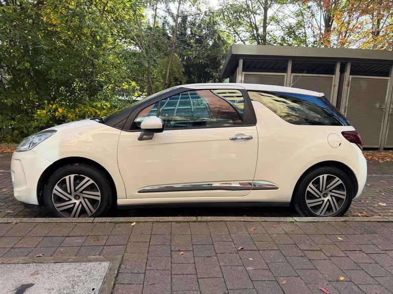 2013 Citroen DS3 1.2 VTi DSign Euro 5 3dr HATCHBACK Petrol Manual