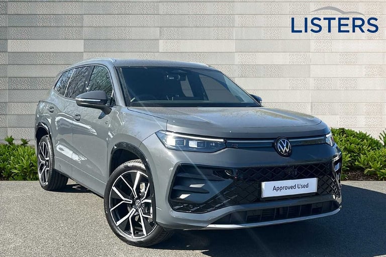 image for 2025 Volkswagen Touran 1.5 eTSI R-Line 5dr DSG7 [7 Seat] ESTATE PETROL Automatic