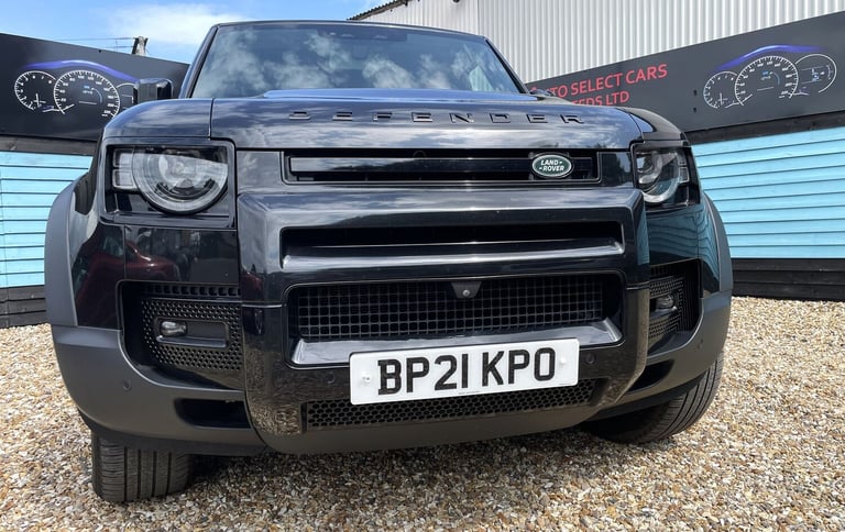 2021 Land Rover Defender 110 3.0 D250 MHEV SE Hard Top SUV 5dr Diesel Auto 4WD MWB Euro 6 (s/s) (...