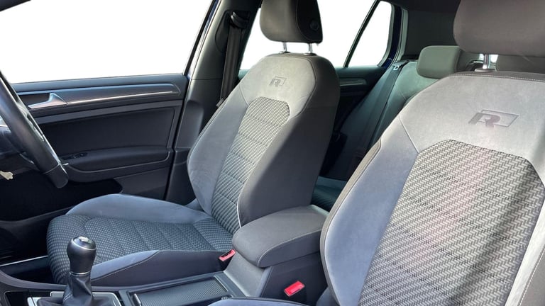 2018 Volkswagen Golf GOLF R-LINE TSI EVO Hatchback Petrol Manual