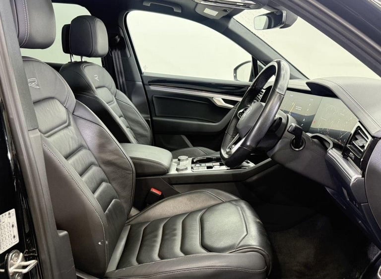 Volkswagen Touareg 3.0 TDI V6 Black Edition 4X4 BUY FOR ONLY £585 P/M, FINANCE