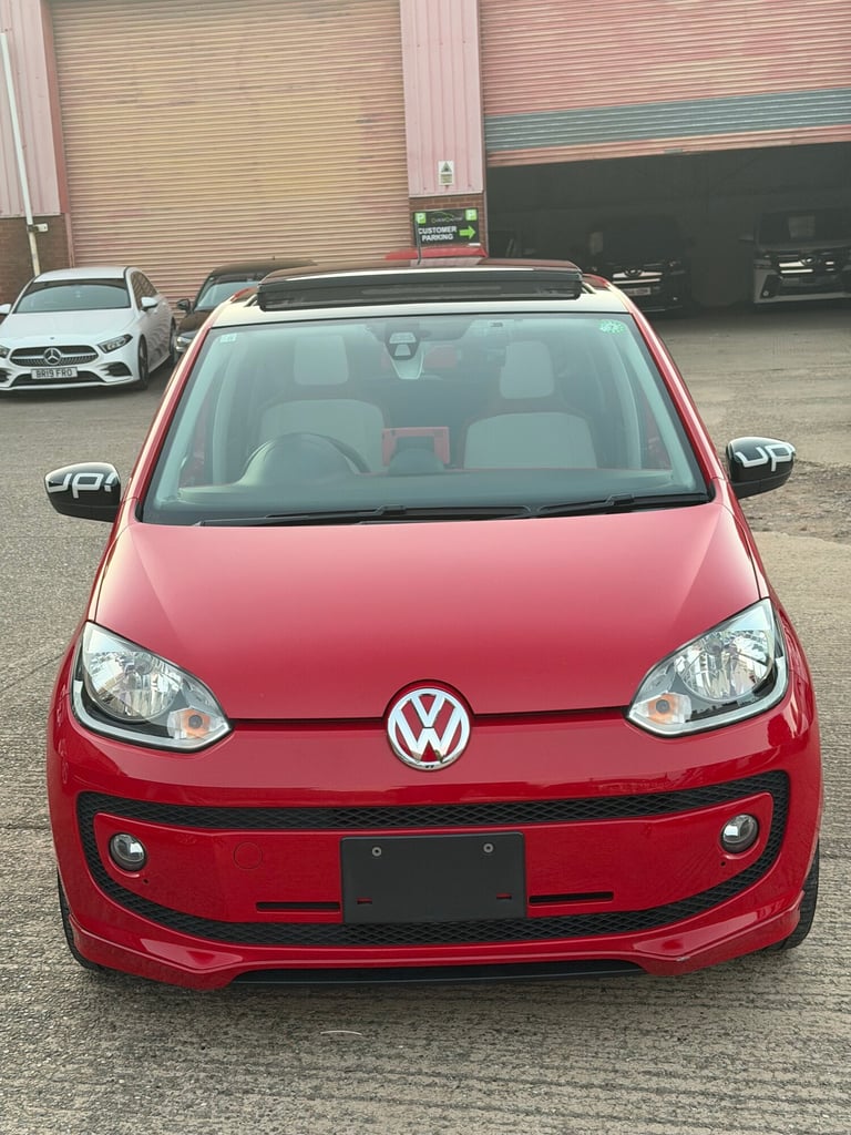 2014 Volkswagen up! High Up Sunroof 5dr  Automatic