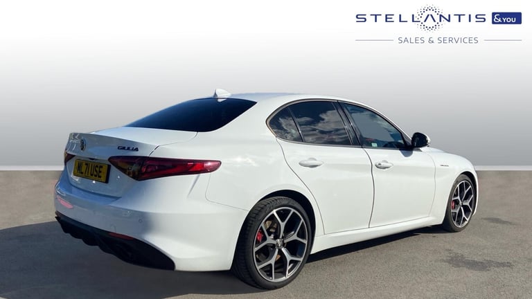2021 Alfa Romeo Giulia 2.0T Veloce Saloon 4dr Petrol GPF Auto Euro 6 (s/s) (280 ps) Saloon Petrol...