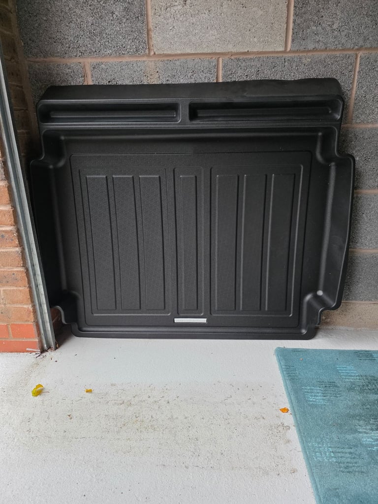 Range Rover Sport Semi Rigid boot tray...
