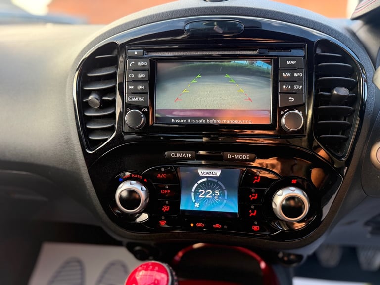 2017 Nissan Juke 1.2 DiG-T N-Connecta 5dr HATCHBACK Petrol Manual