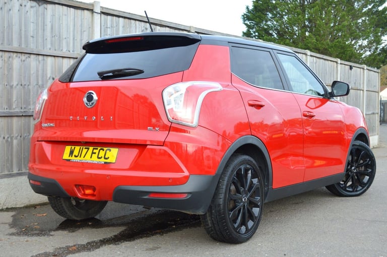 2017 Ssangyong Tivoli 1.6 ELX 5dr Auto HATCHBACK PETROL Automatic