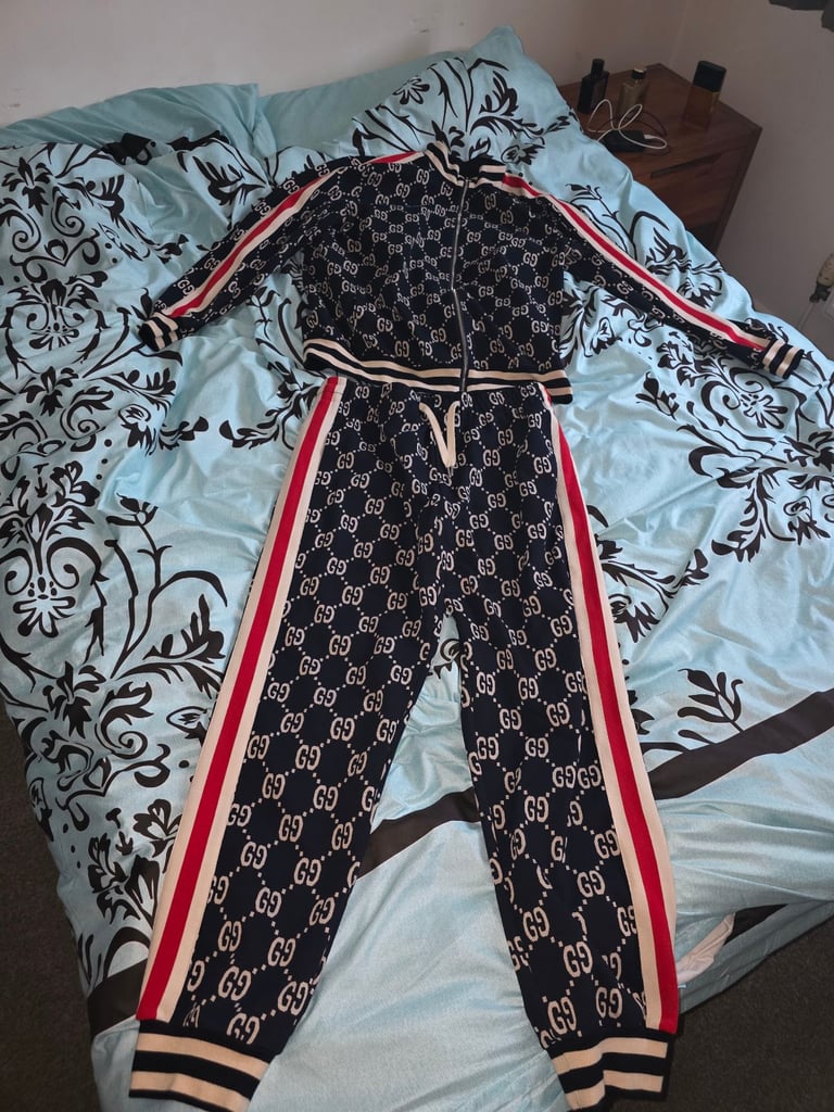 Gucci tracksuit xxl navy blue 