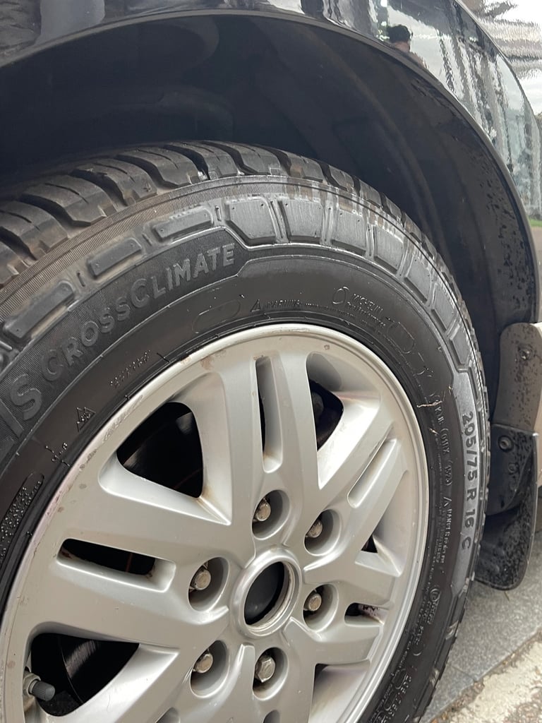 Hyundai, I800, MPV, 2018, Other, 2497 (cc), 5 doors