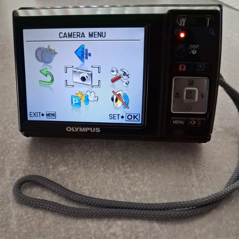 Olympus X-42 Digital Camera 12MP - Black - BOXED C/W ALL ACCESSORIES