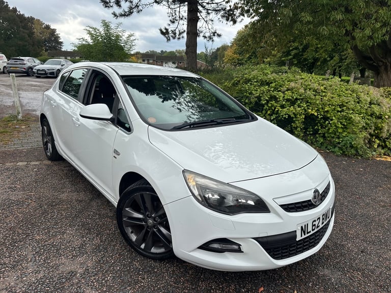 2012 Vauxhall Astra 1.6i 16V SRi Vx-line 5dr HATCHBACK Petrol Manual