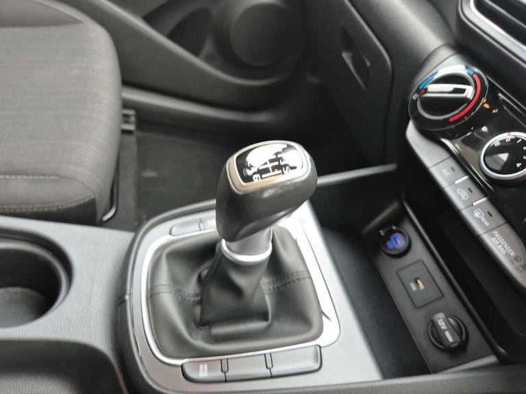 2022 Hyundai KONA 1.0 TGDi 48V MHEV SE Connect 5dr HATCHBACK Petrol/Electric Hybrid Manual