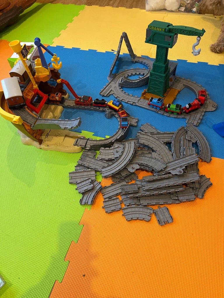 Thomas the tank engine train set