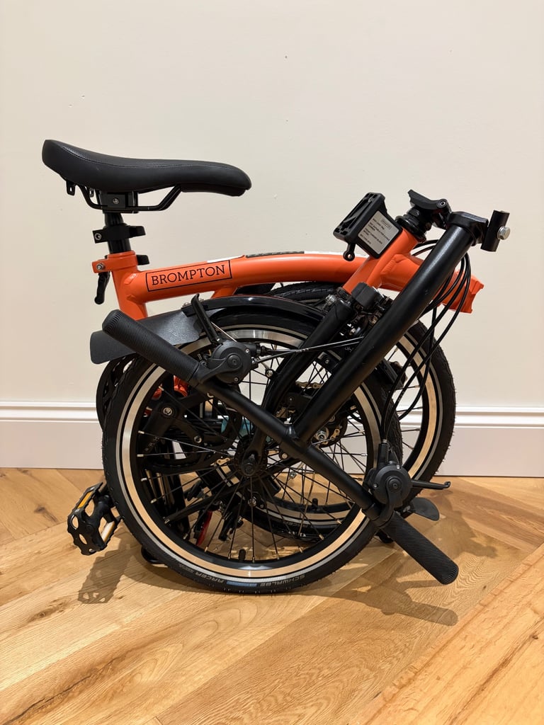 Brompton C Line 6 Speed S6L Bike 2023 - Sunset Orange Black Edition – Ex Demo RRP £1480