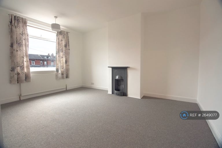 3 bedroom house in Cross Flatts Drive, Leeds, LS11 (3 bed) (#2649077)