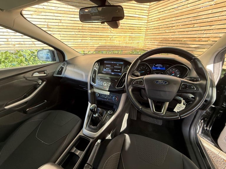 2016 Ford Focus 1.0T EcoBoost Zetec Hatchback 5dr Petrol Manual Euro 6 (s/s) (125 ps) 12 MO HATCH...
