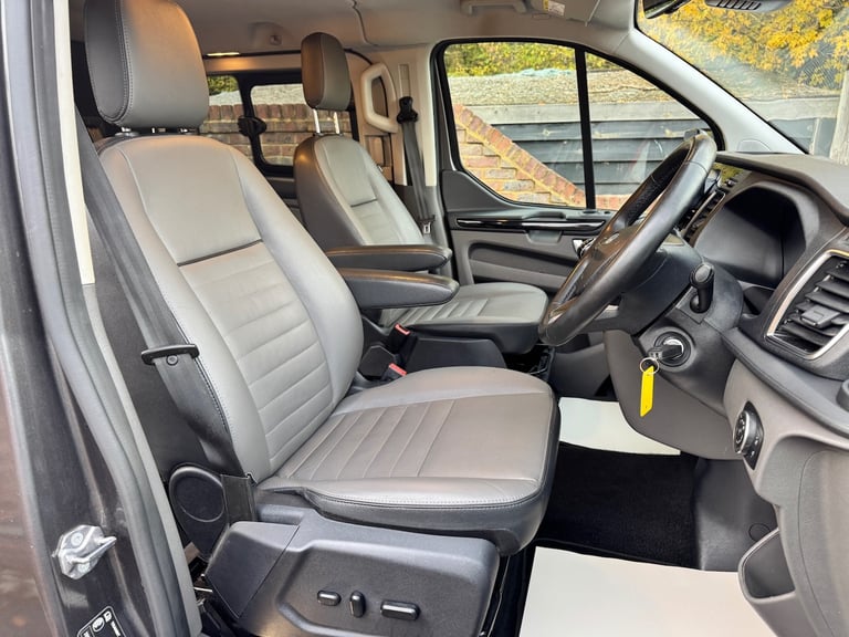2022 FORD TRANSIT CUSTOM 320 CREW CAB 5 SEATS LIMITED + GREY + TAILGATE