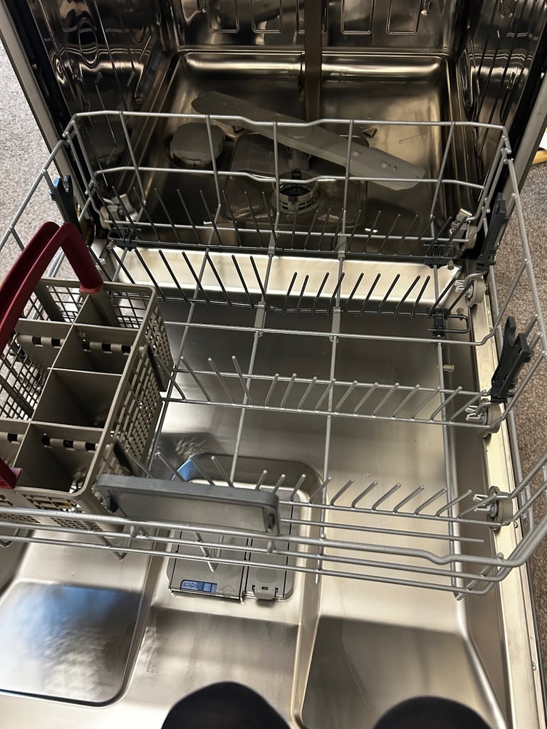 Blomberg Freestanding Dishwasher 