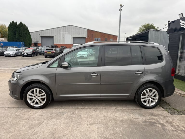 2013 Volkswagen Touran 1.6 TDI 105 BlueMotion Tech SE 5dr MPV Diesel Manual