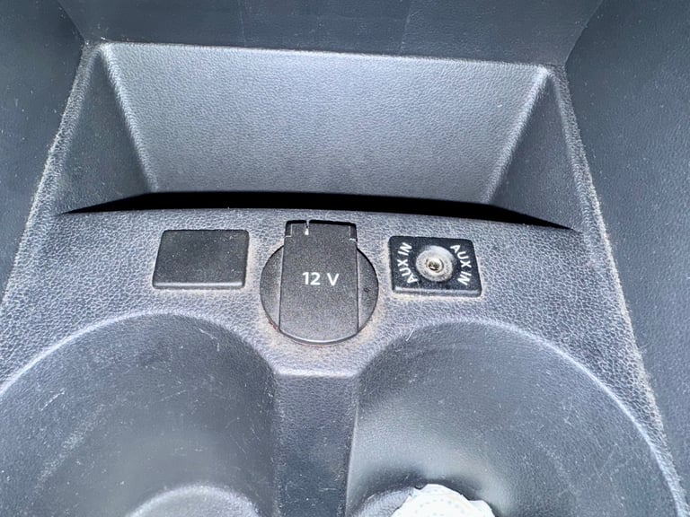 Volkswagen, POLO, Hatchback, 2012, Manual, 1198 (cc), 5 doors