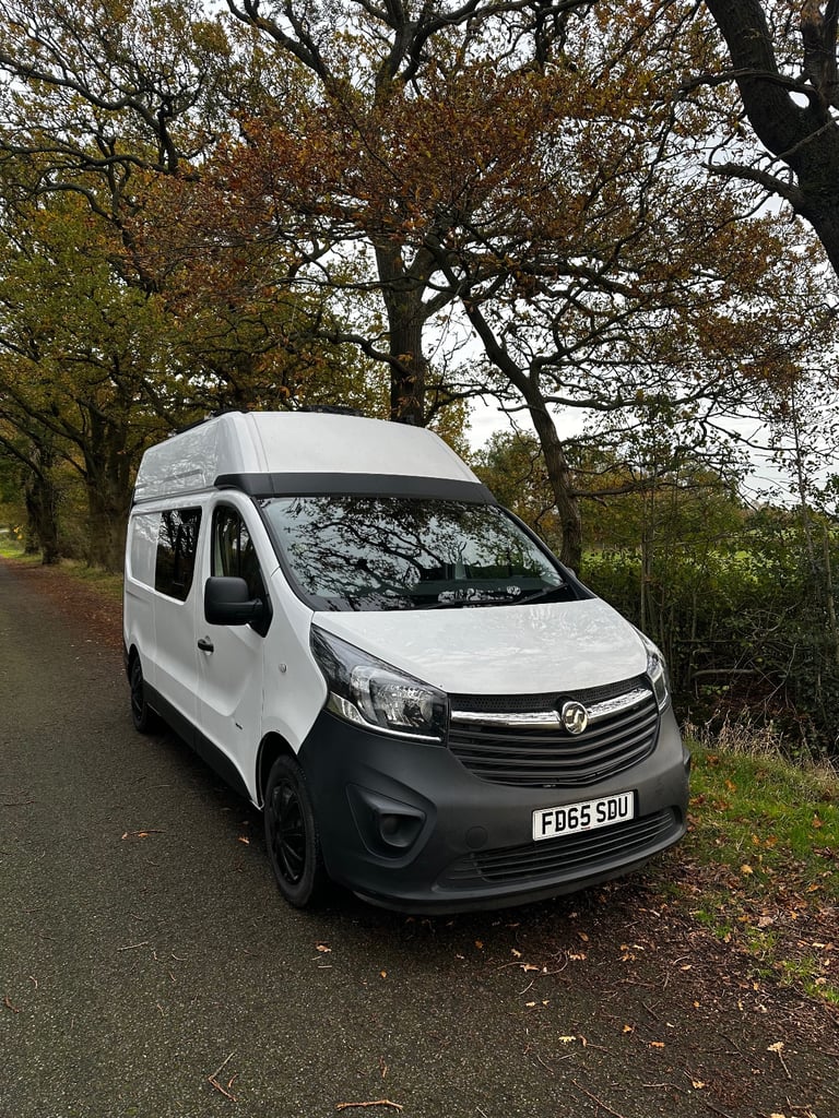 Fully off-grid Vauxhall Vivaro L2 H2 2015 Model Converted Camper
