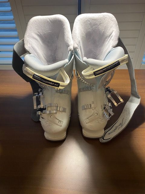 image for Alpine ski boots Technica