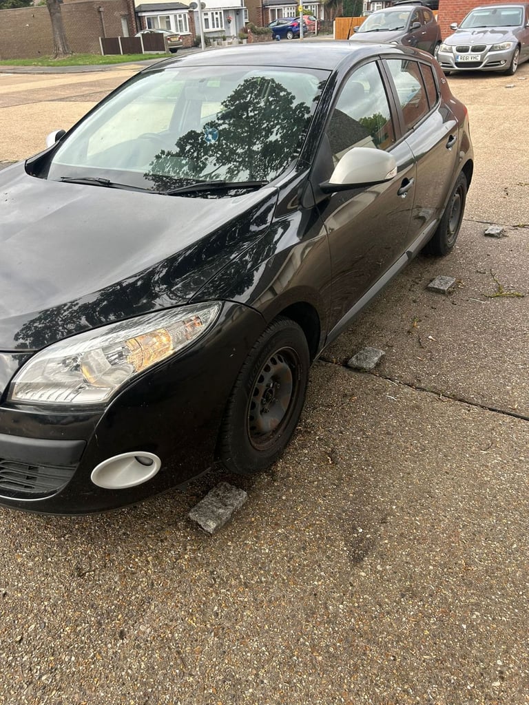 Renault, MEGANE, Hatchback, 2011, Manual, 1598 (cc),5 doors - Image 2