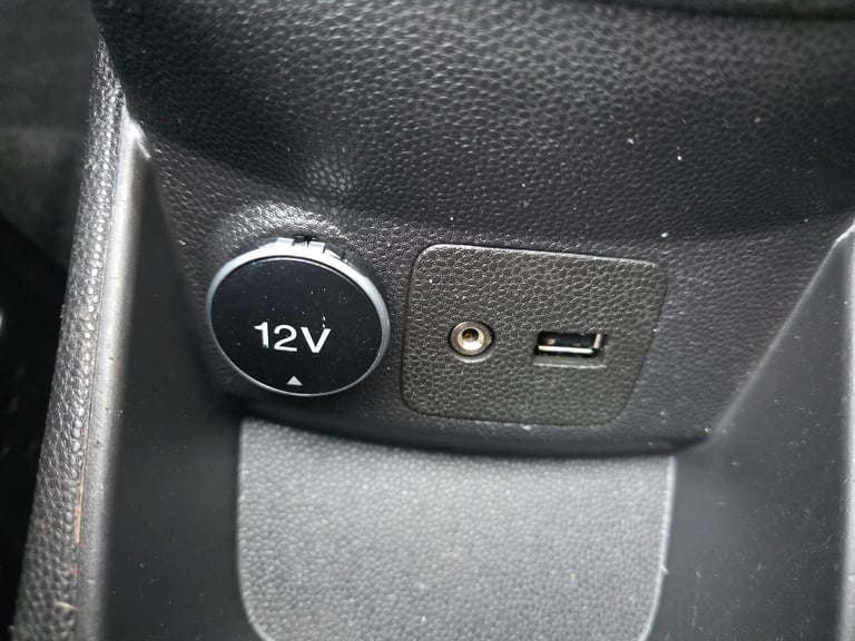 2016 Ford Fiesta 1.0T EcoBoost Zetec Euro 6 (s/s) 3dr HATCHBACK Petrol Manual