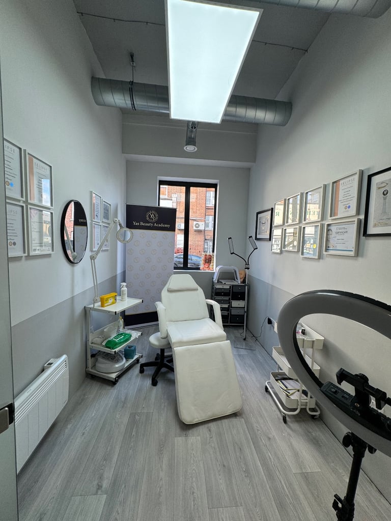 ✨ LUXURY BEAUTY & THERAPY ROOMS TO RENT – ALL INCLUSIVE