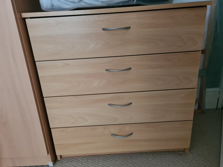 Wardrobe and chest of drawers