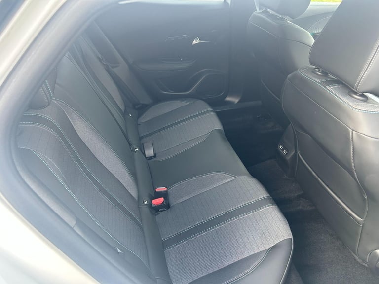 2021 Peugeot 2008 1.2 PureTech Allure Premium SUV 5dr Petrol Manual Euro 6 (s/s) (130 ps) HATCHBA...