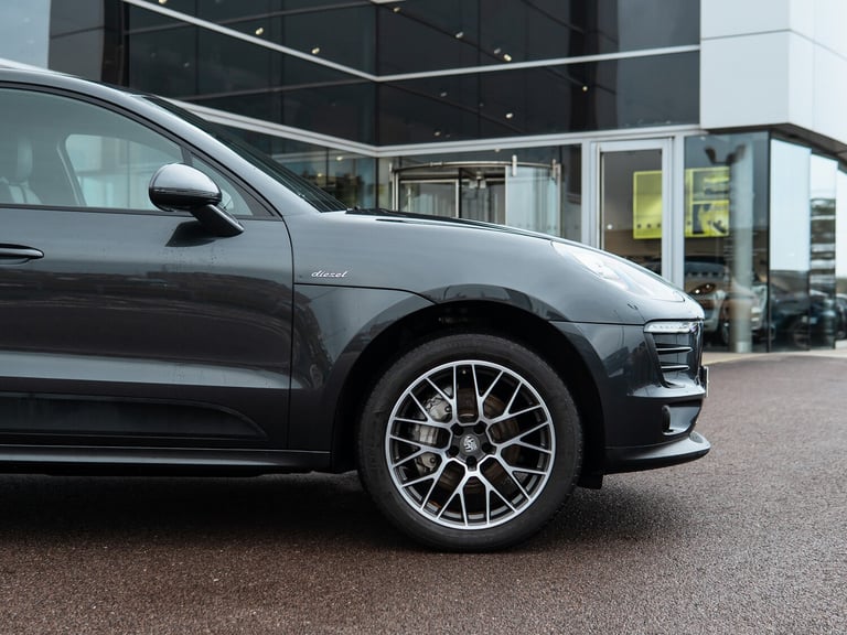 2017 Porsche Macan 3.0 TD V6 S SUV 5dr Diesel PDK 4WD Euro 6 (s/s) (258 ps)