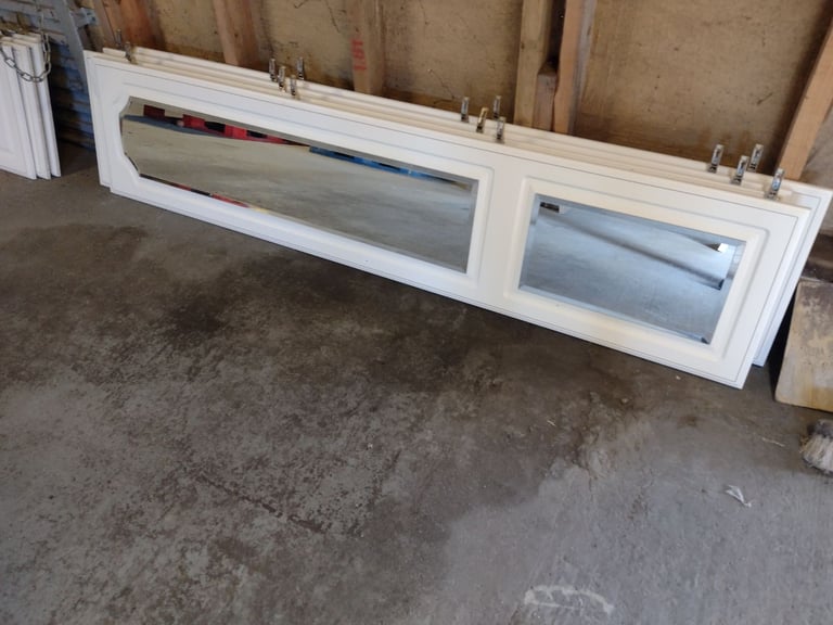 image for 9 x wardrobe doors full length, 4 with mirrors