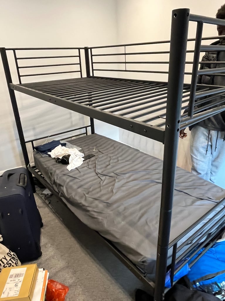 Bunk Bed 