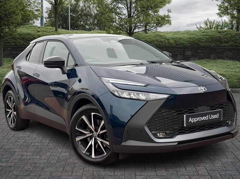 image for 2024 Toyota C-HR 2.0 PHEV Design 5dr CVT SUV Hybrid Automatic