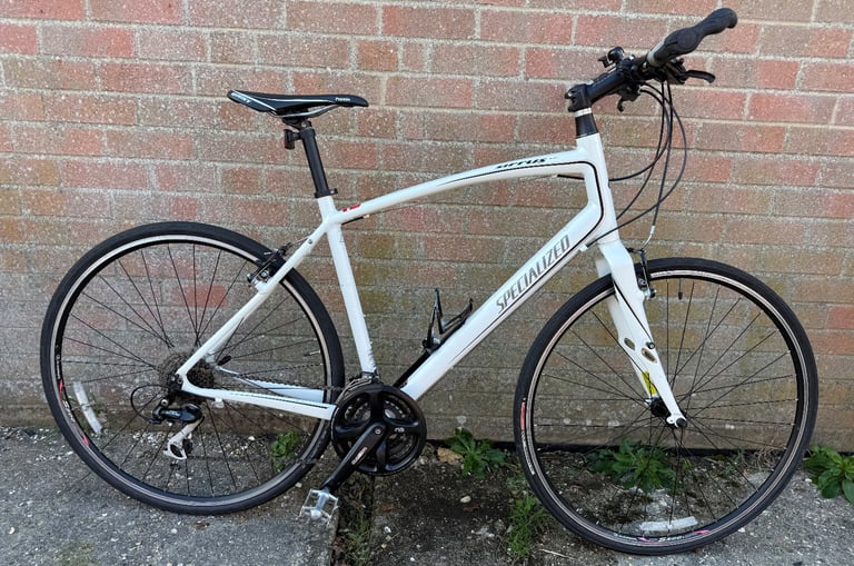 image for Specialized Sirrus Sport hybrid road bike, 57cm L aluminium frame, 24 spd, 700c wheels, carbon fork