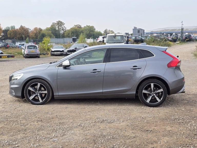 2017 Volvo V40 1.5 T3 R-Design Nav Plus Hatchback 5dr Petrol Auto Euro 6 (s/s) (152 ps) Hatchback...