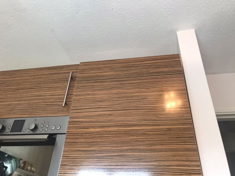 FREE Used Fitted Kitchen – Modern Style –