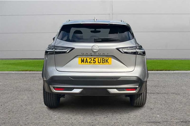 2025 Nissan Qashqai 1.3 DIG-T MH N-CONNECTA 5DR Hatchback Petrol Manual