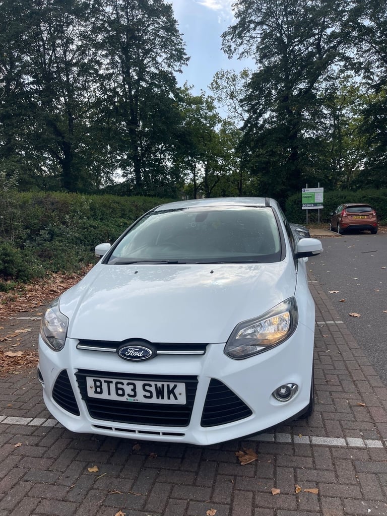 Ford, FOCUS, Hatchback, 2014, Manual, 998 (cc), 5 doors