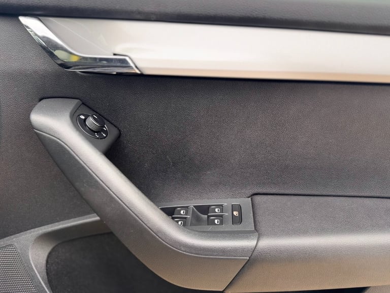 2014 Skoda Octavia 1.4 TSI SE 5dr HATCHBACK Petrol Manual