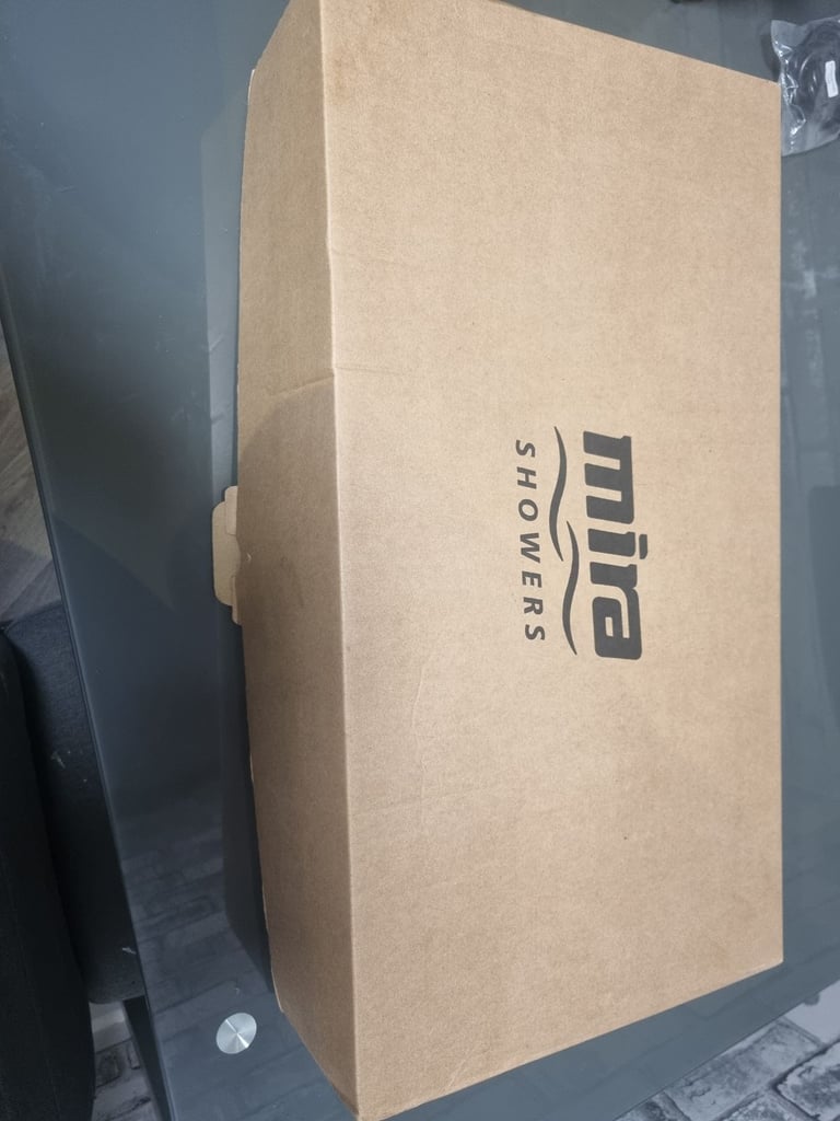 *BRAND NEW* Mira atom ERD Mixer shower.